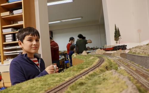 Hoši při řízení provozu na kolejišti