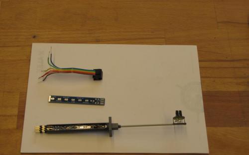 První prototyp modelu návěstidla i s destičkou plošných spojů